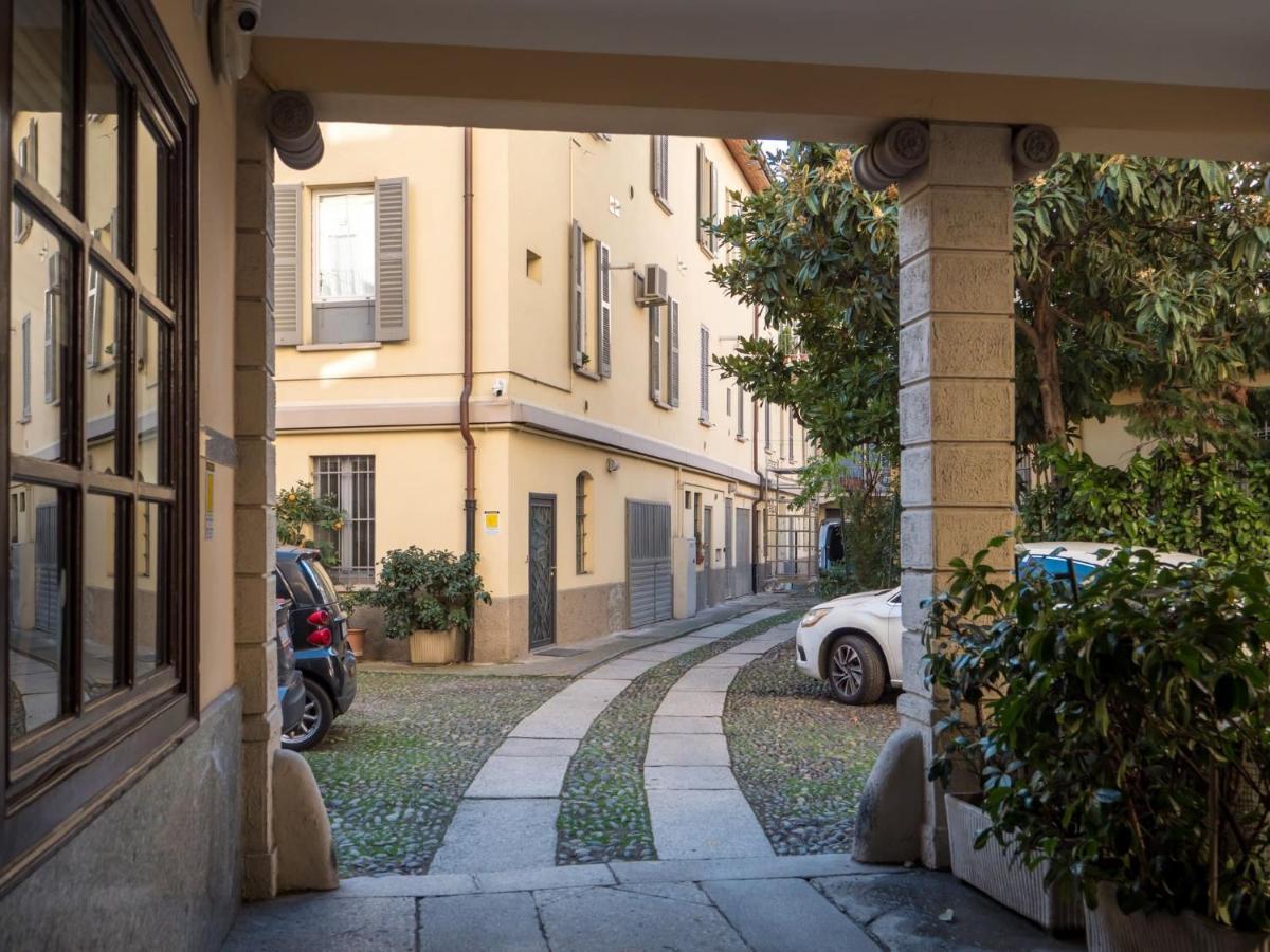 The Best Rent - Studio Nearby Sant'Agostino Metro 밀라노 외부 사진